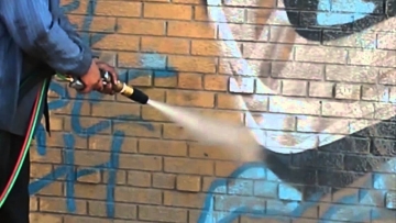 Limpieza de grafitis